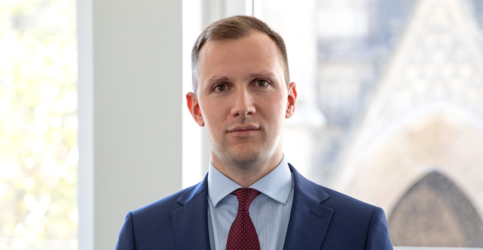 Dr. Timon Reinau